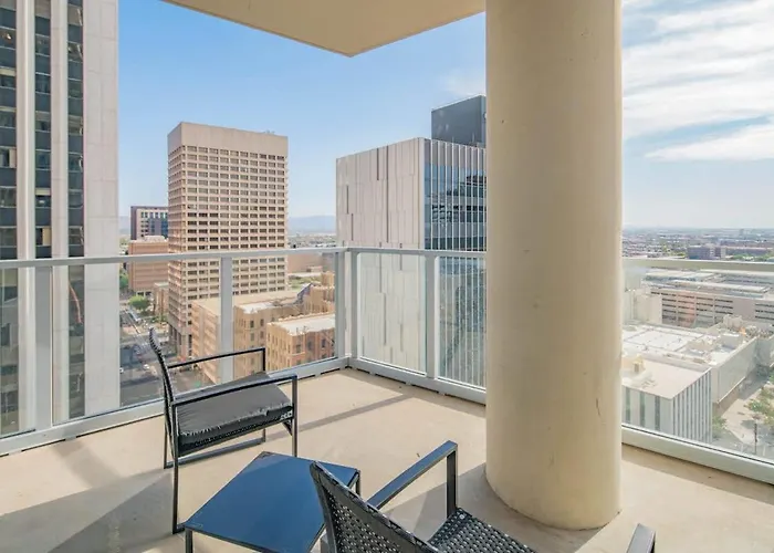 Modern Highrise Sanctuary, Gym, Pool, Prking, W-d, Golf Phoenix